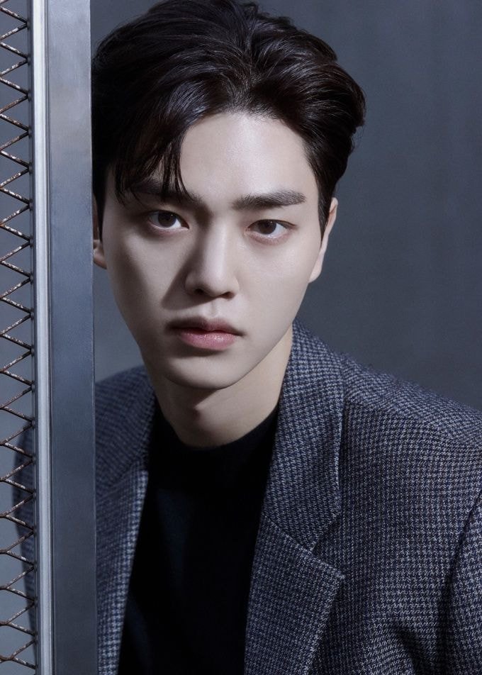  업계 전문가들이 뽑은 2021년 남녀배우기대주 탑3