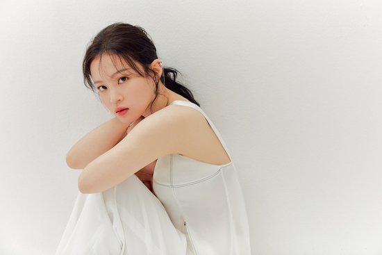  YG 떠난 이하이, AOMG와 전속계약 체결…'전폭적 지원할 것' [공식입장]