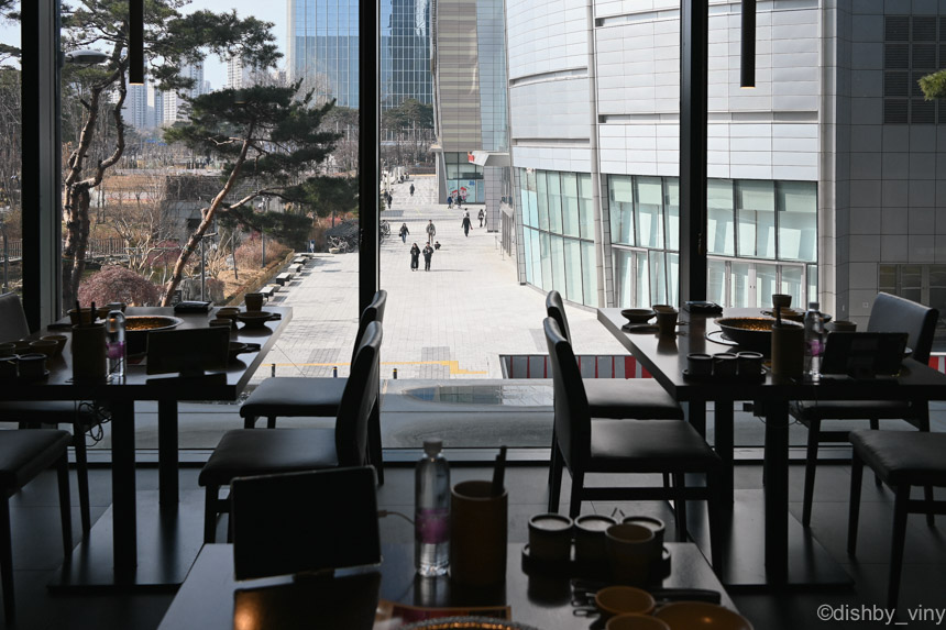 모던샤브하우스