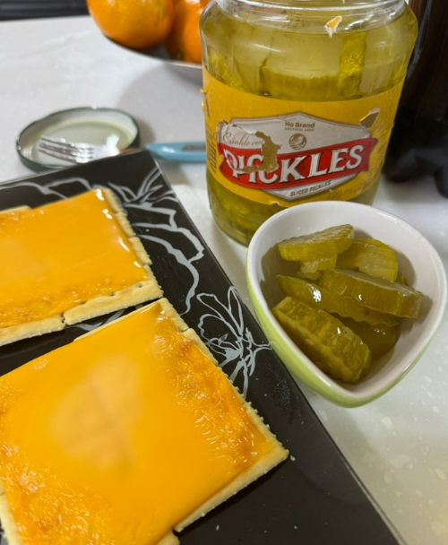 크래커와 치즈