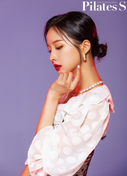  솔지 "사랑할땐 감정 표현에 솔직하다"…'필라테스S' 커버 장식
