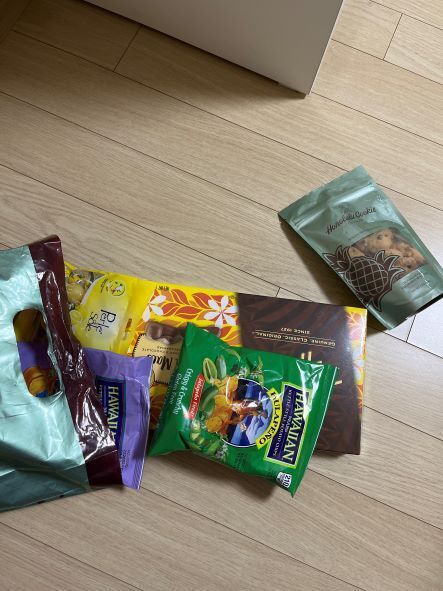  판) 소개팅 주선으로 결혼한 친구 부부에게 초콜렛 선물받았어요