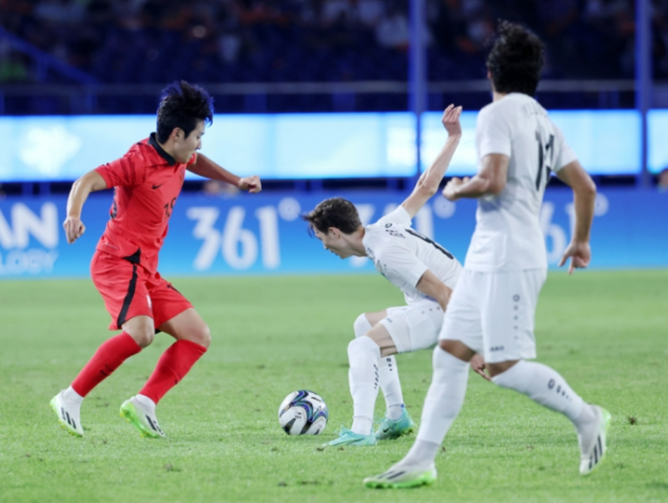 2022 항저우 아시안게임 축구 4강전