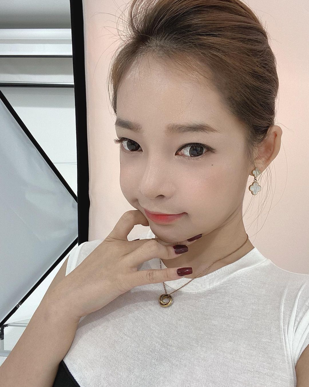  쇼핑몰 플로레타 모델 인스타그램 셀카 사진