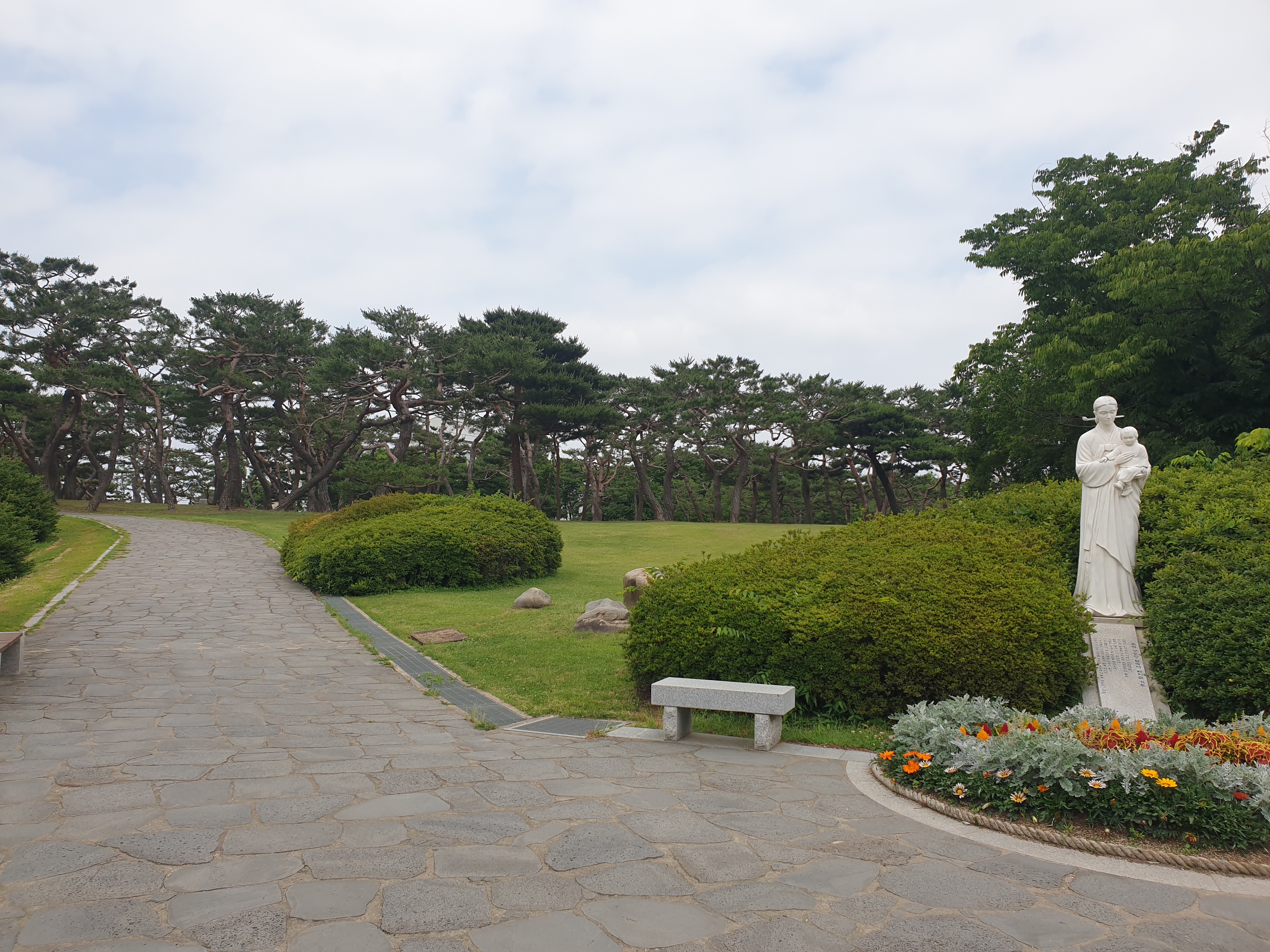 당진 여행 가볼만한 곳 솔뫼성지 : 한국 천주교의 탄생지, 김대건 안드레아 신부의 흔적을 찾아