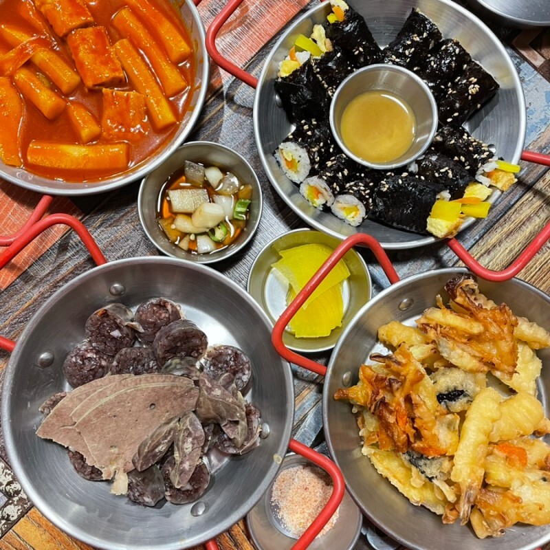 청담 떡볶이 이미지