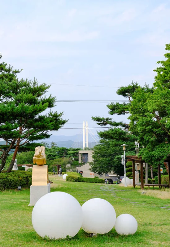 예당호조각공원