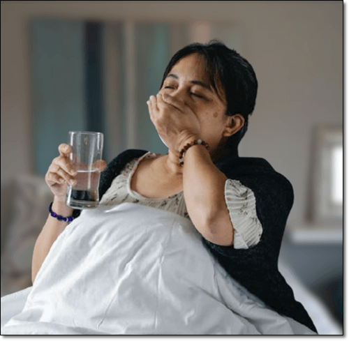 감기 증상으로 편도선염이 있는 여성