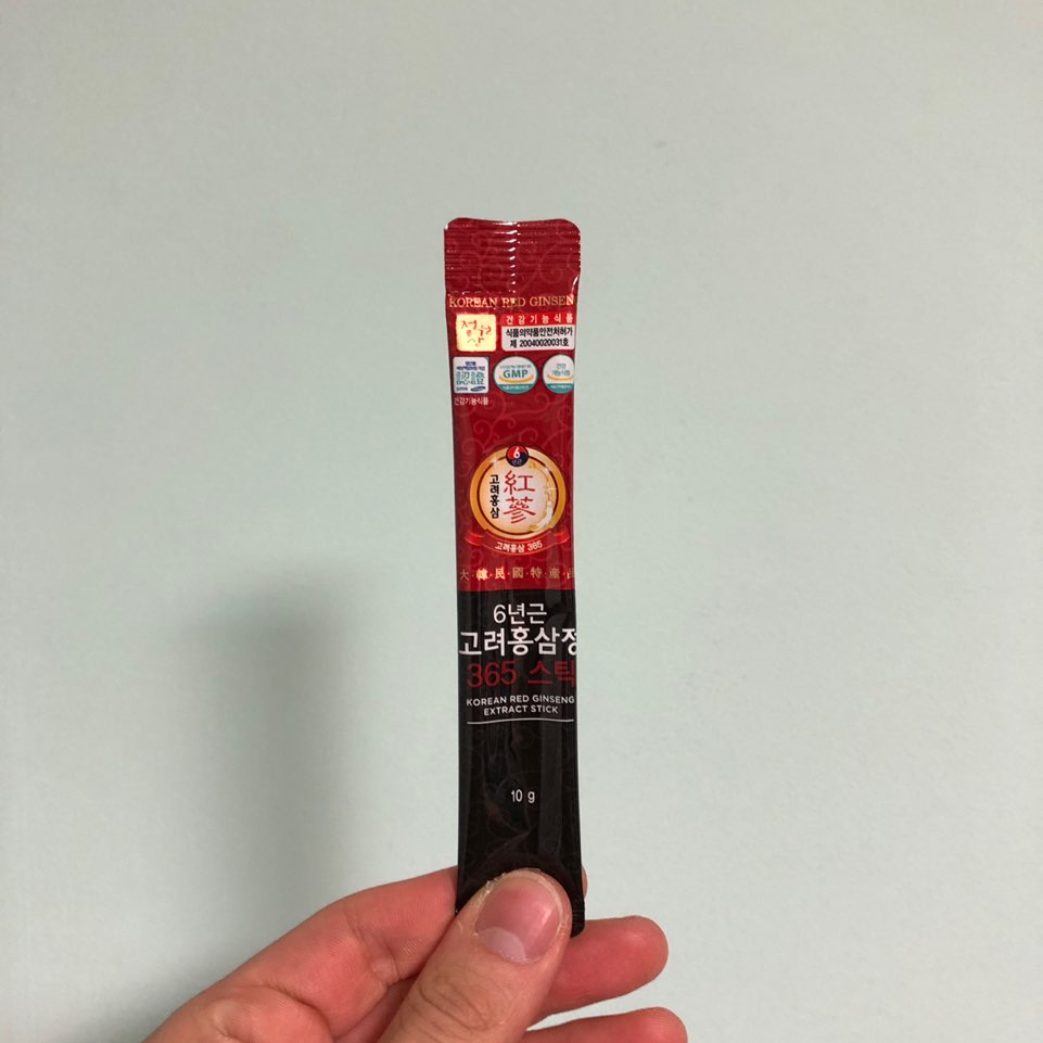  간편하게 건강 챙길땐 홍삼스틱!