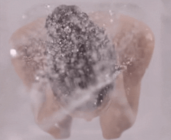  머리 덜 빠지는 샴푸법 VIDEO: Clever Tips to Avoid Washing Your Hair Every Day