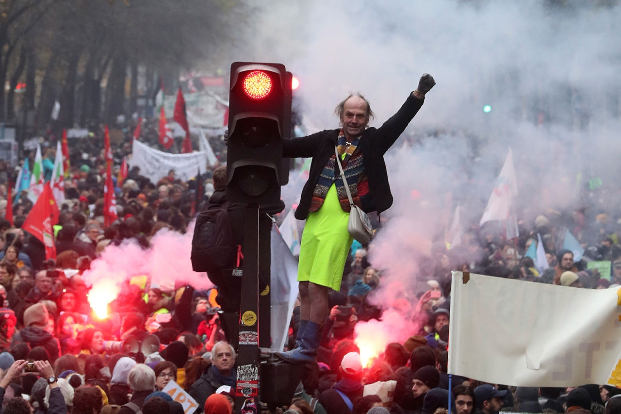 프랑스 시위 장면