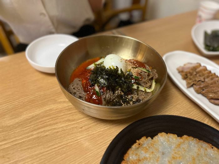 비빔막국수