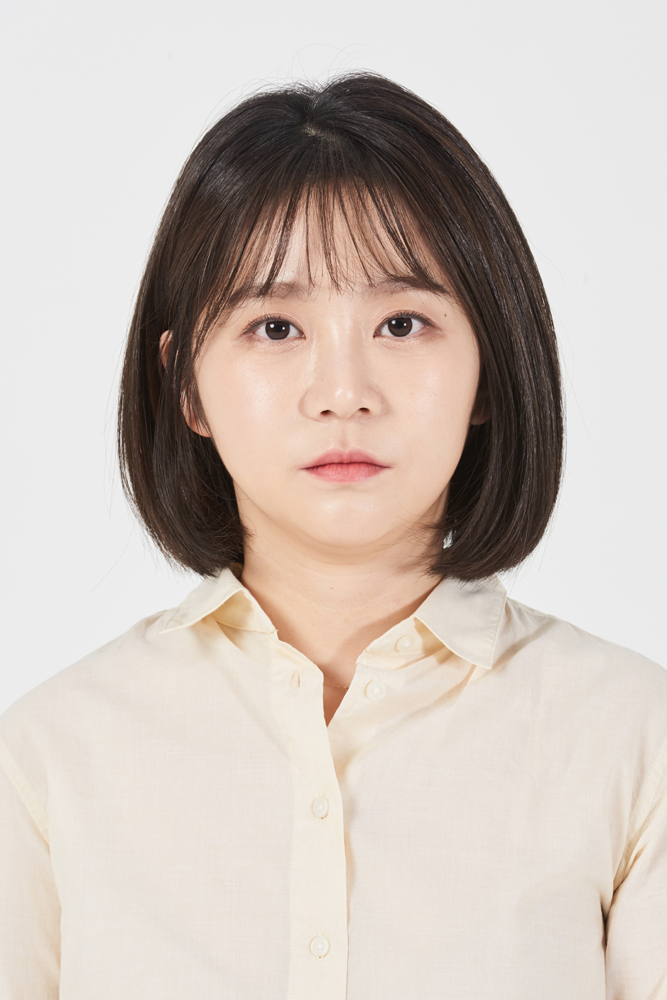 사진 포즈 잡는법 사진 찍을 때 5