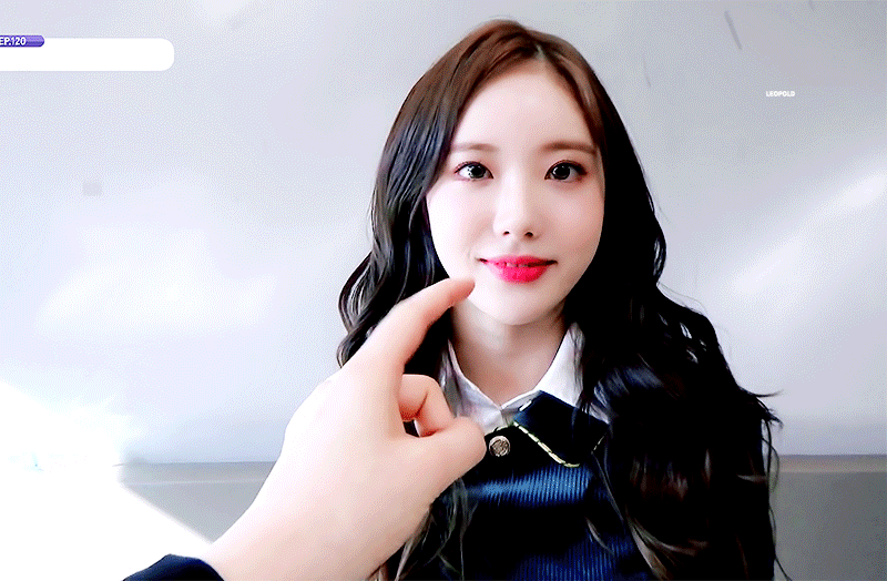  최근 우쭈테잎 우주소녀 루다 미모