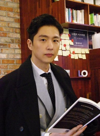 신동욱 배우 나이 프로필 키 화보 인스타 드라마 영화 과거 리즈 안경 결혼