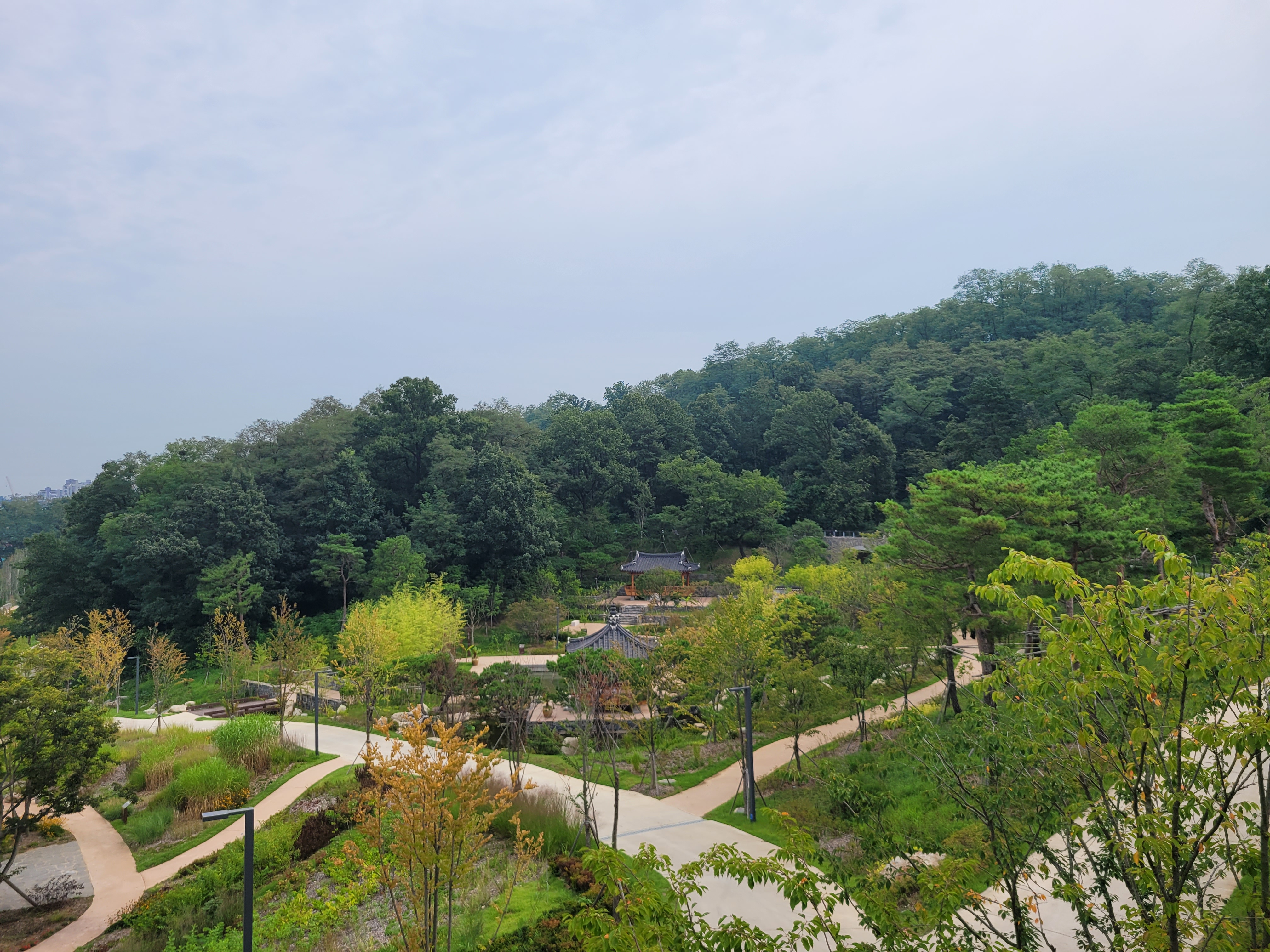 영흥수목원 정조효원