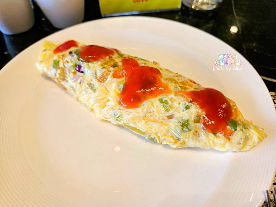 홀리데이 인 세부 시티 조식 리뷰 + 알라카르테 런치