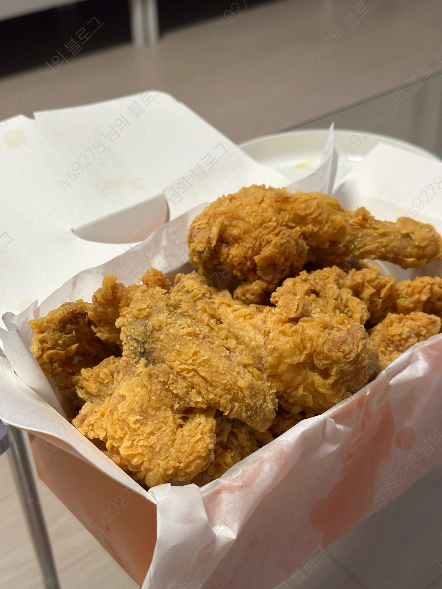 덤브치킨 부산거제레이카운티점 사진 2