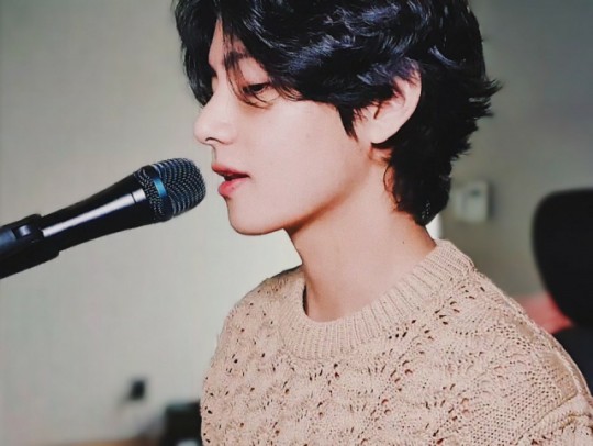 방탄소년단 뷔, 힐링 보이스로 선정, 최상의 자장가x휴식처