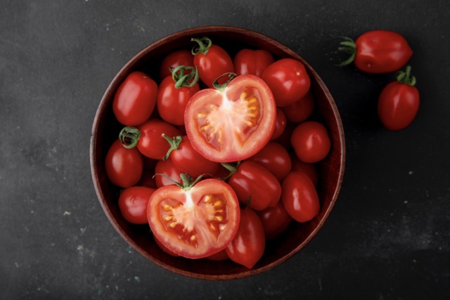 방울토마토와-토마토-단면-사진