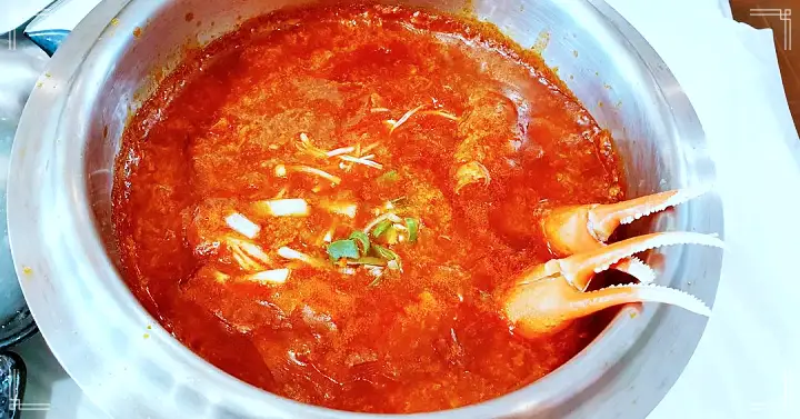 식객 허영만 백반기행 붉은대게 요리 문희경 편 대게 게짜박이 두부게살찜 울진 맛집 소개