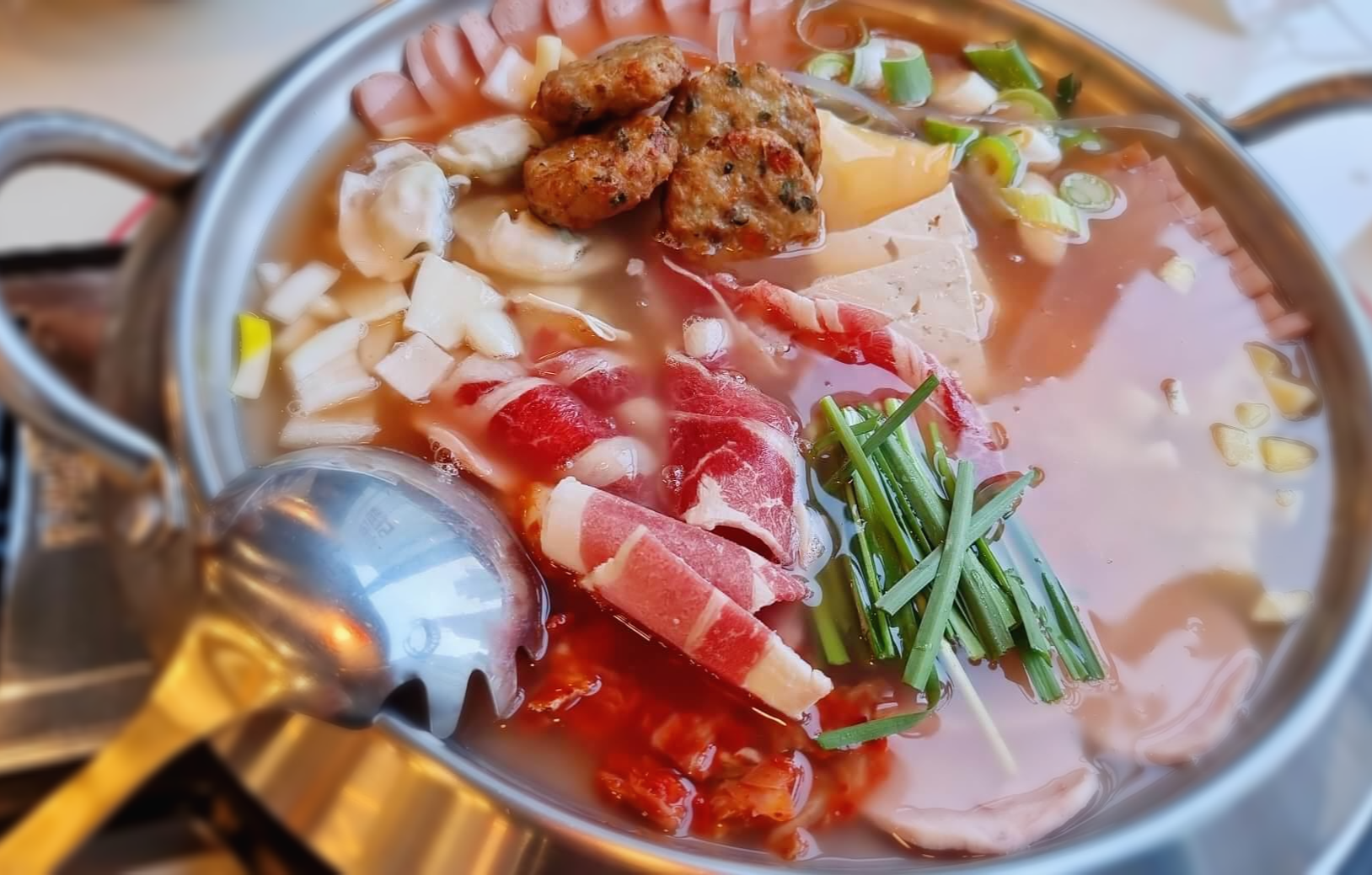  동탄 점심 푸짐한 킹콩부대찌개로 맛있는 식사