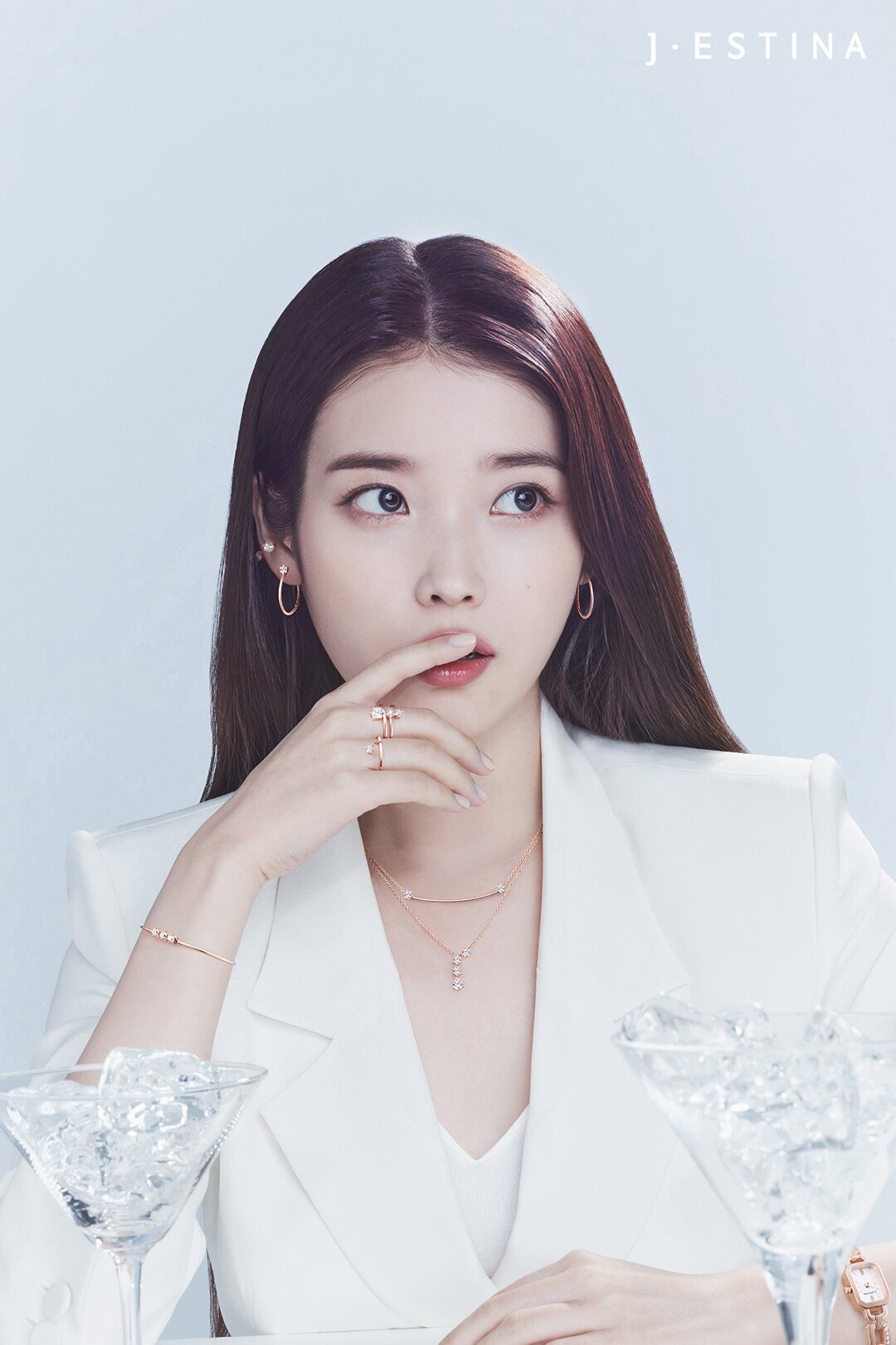  아이유 제이에스티나 2021 겨울 화보