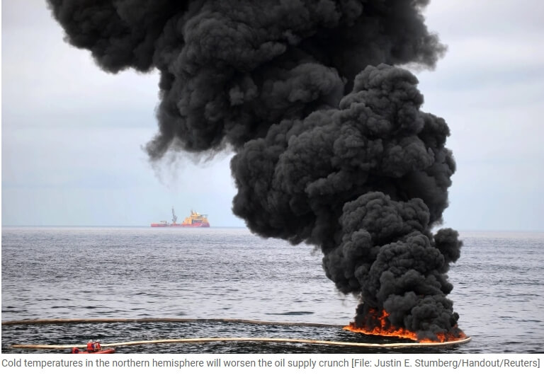  유가 수 년 만에 최고치 기록...그 이유는 VIDEO:Oil prices hit highest levels in years