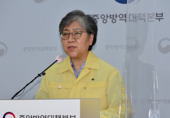  코로나 백신 사망자 2명 코로나 백신 접종 현황