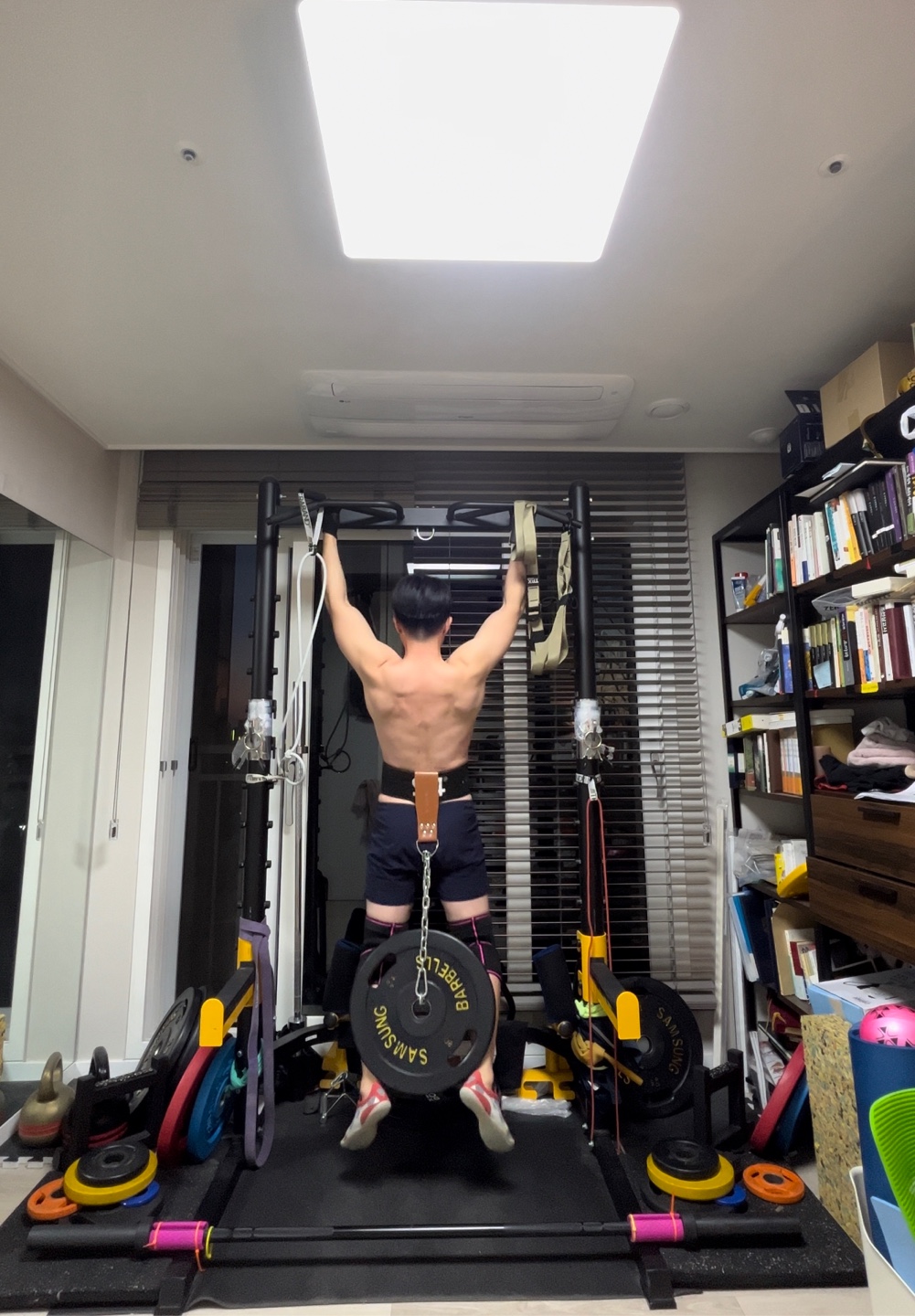  하이브리드 홈짐러의 3분할 웨이트 루틴 소개