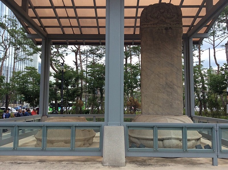  수치스런 역사의 기록, 서울 삼전도비