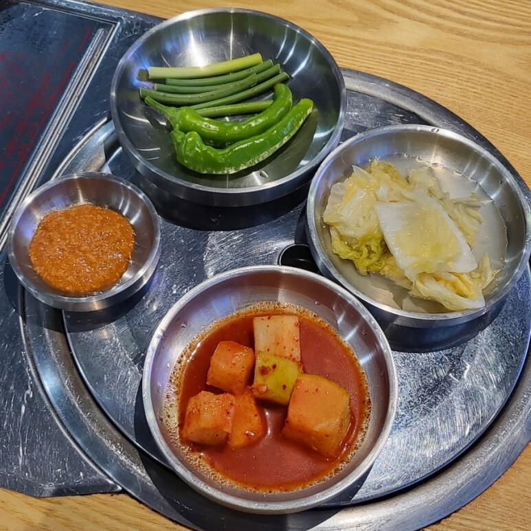 신동궁감자탕 뼈숯불구이 이미지