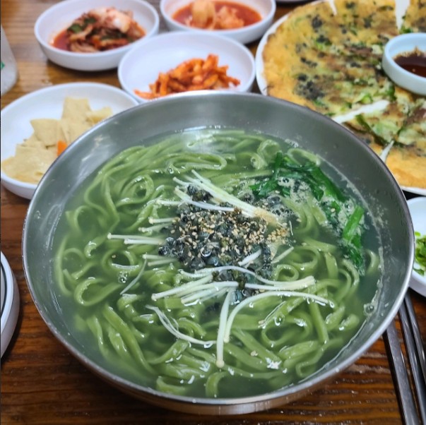 서오릉메카다슬기 메뉴 이미지