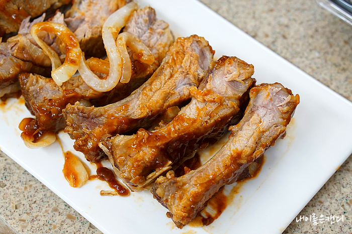 나는 경주의 유명한 레스토랑인 올리안 경주에서 파스타를 샀다. 20