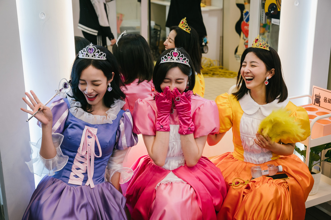 동화지만 청불입니다. 두 번째 사진