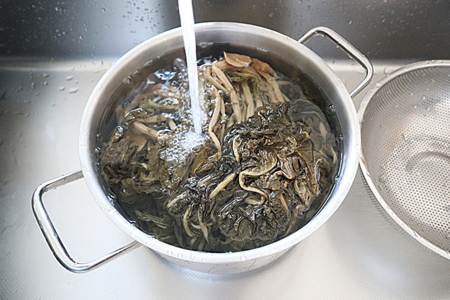 시래기삶는법 6