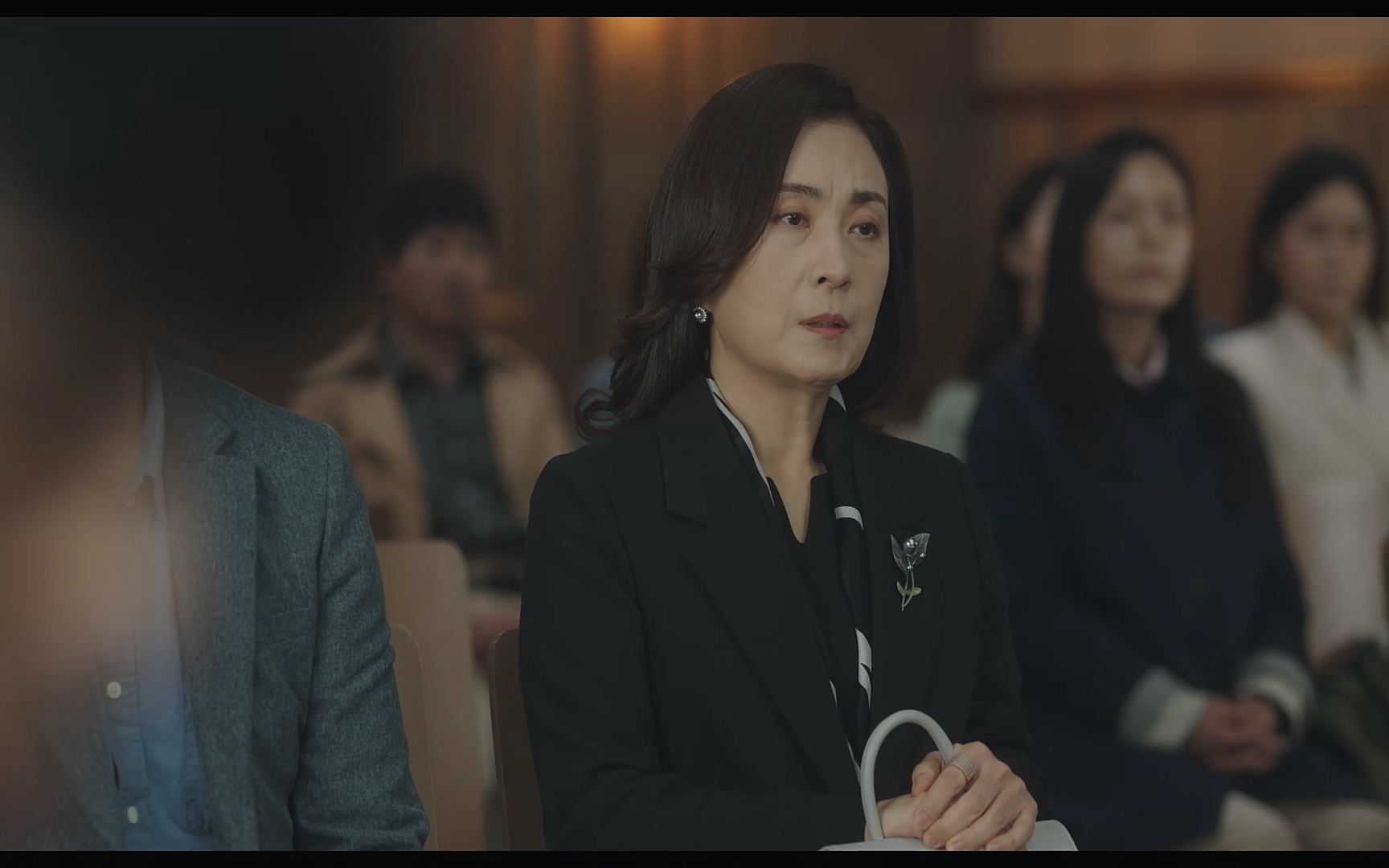 이상한 변호사 우영우.E9p.NF.WEB-DL.AAC.H264-With.mp4_20220814_164748.479.jpg