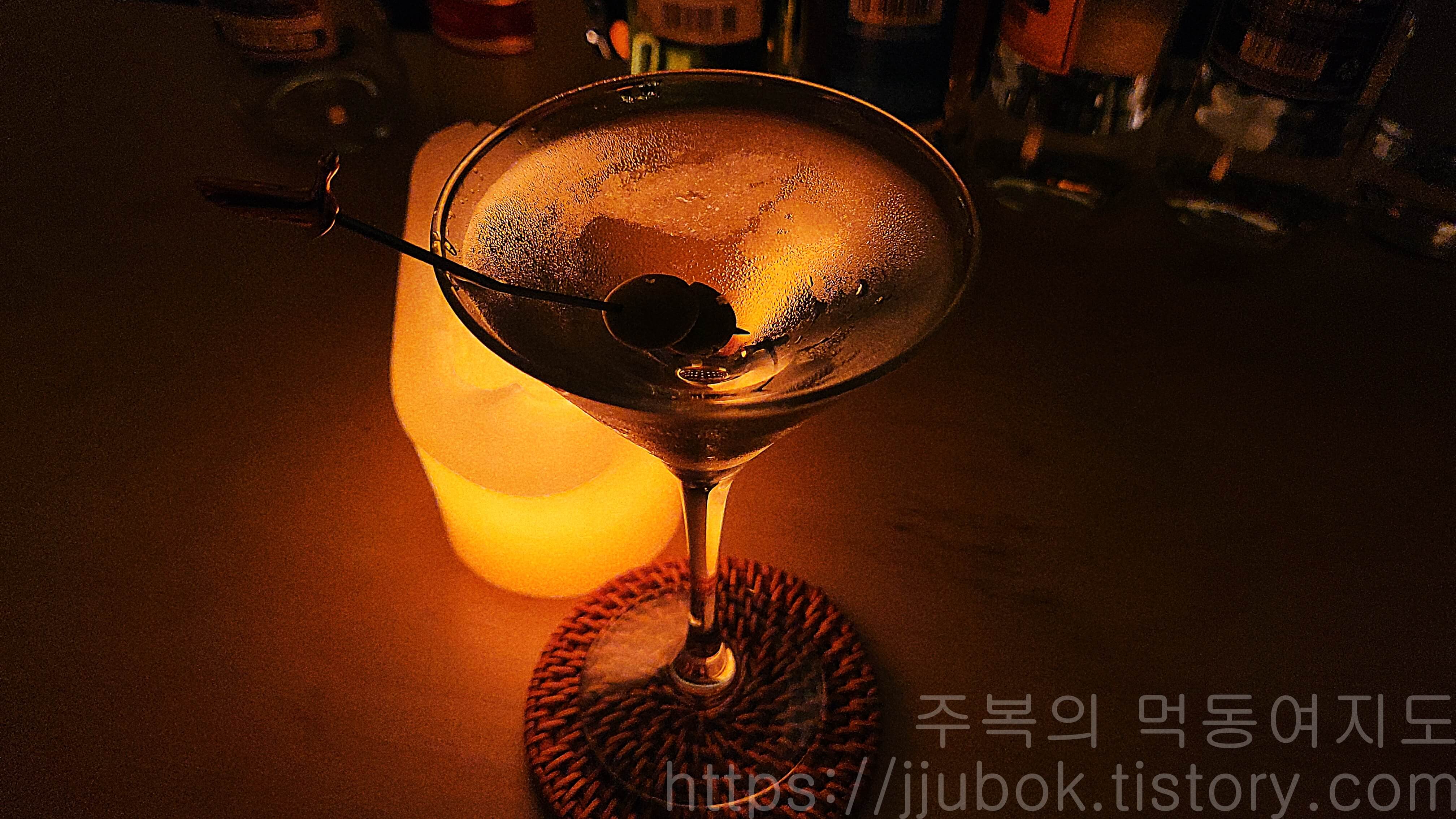 A7X-마티니-Martini-비주얼