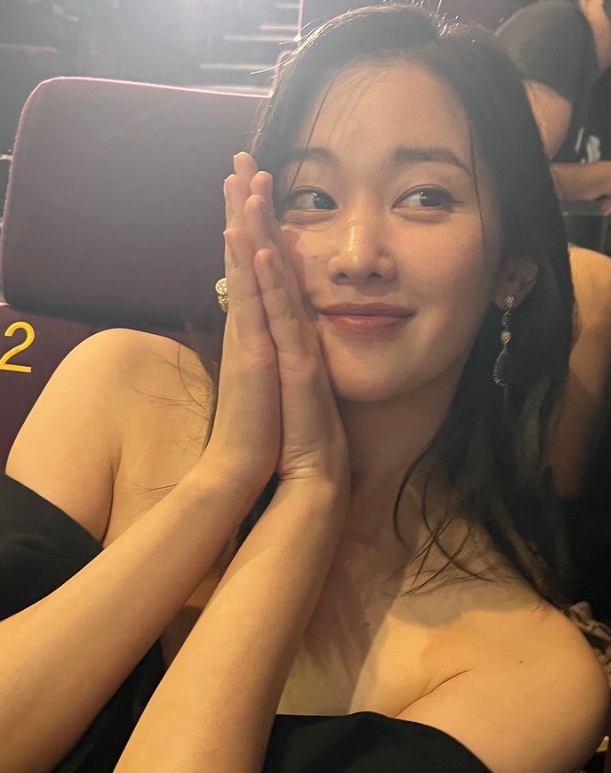  배우 전종서/버닝/종이의 집/도쿄/출연작/발/이충현/학폭인성논란/프로필 정보