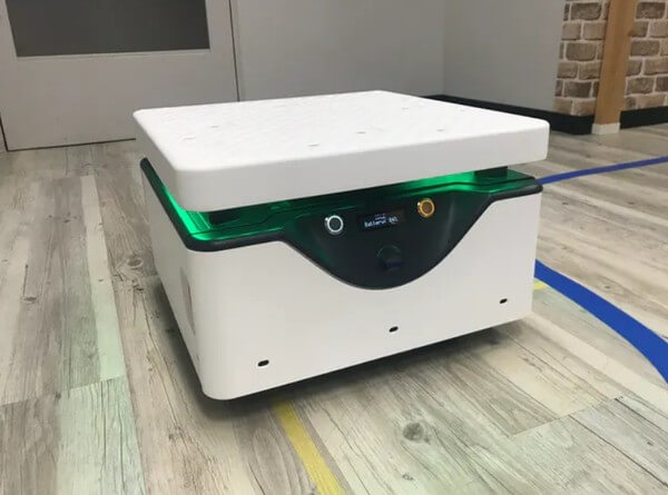  7.99달러 짜리 매니큐어 칠해주는 로봇 ㅣ가성비 좋은 짐 옮기는 자율이동 로봇  VIDEO:San Francisco start-up develops robot to carry out manicures ㅣ 荷物運ぶ自律移動ロボ、100万円で　Keiganが開発　