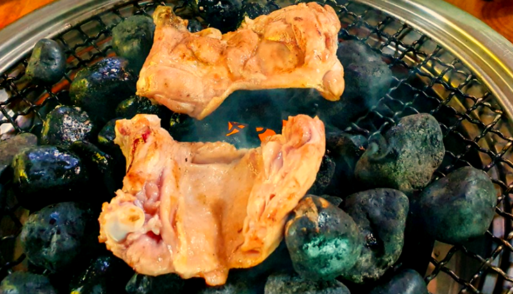 맥반석-위에-닭갈비-굽기