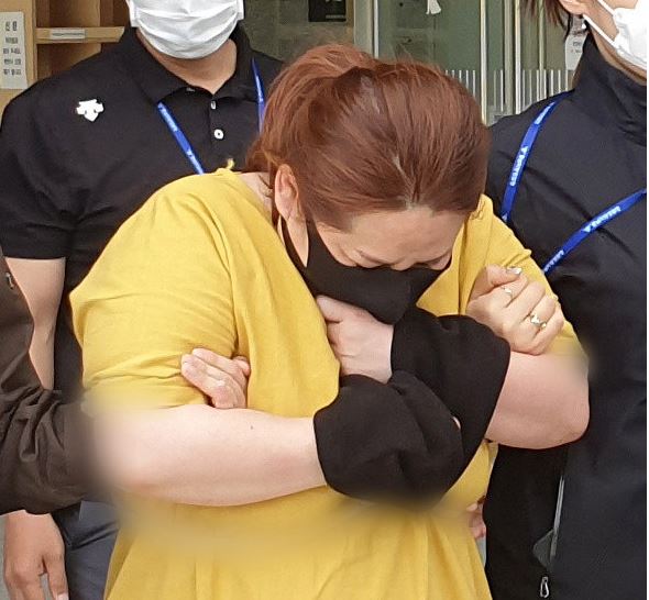  천안 가방 계모 항소심 25년