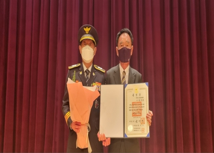 경세광 전라북도 자율방범연합회 회장 목련장 수훈...대원 활동 뒷받침 제도 마련에 총력!