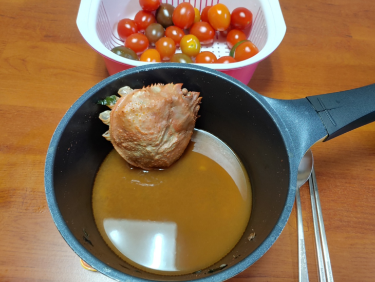  1월 6일(목) 간헐적 단식 식단 (홍게라면, 스테비아토마토)