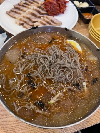 메밀막국수