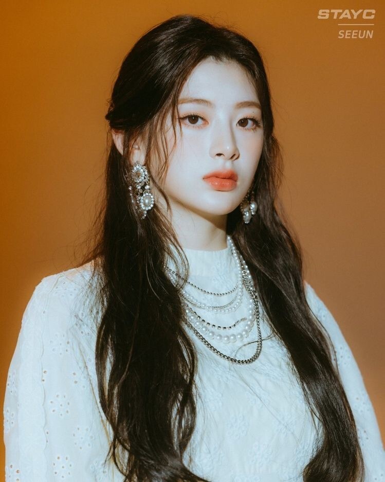 세은 스테이씨 나이 프로필 키 인스타 화보 다리 머리 고화질 과거 레전드 배경화면