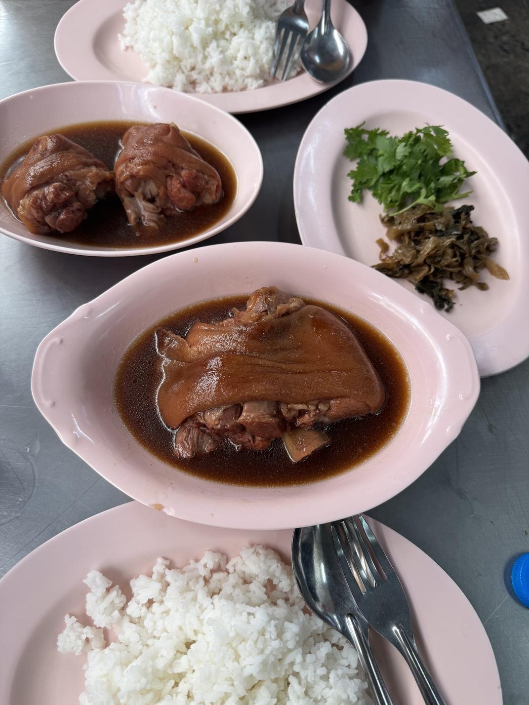 짜런쌩실롬