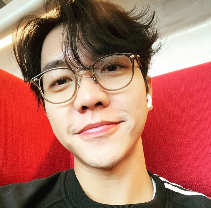  이승기 이다인 열애 반대 팬들 트럭시위 입장문 발표