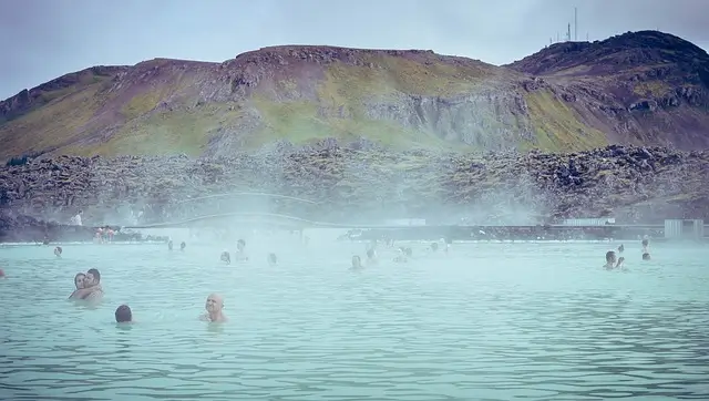 블루 라군(Blue Lagoon)