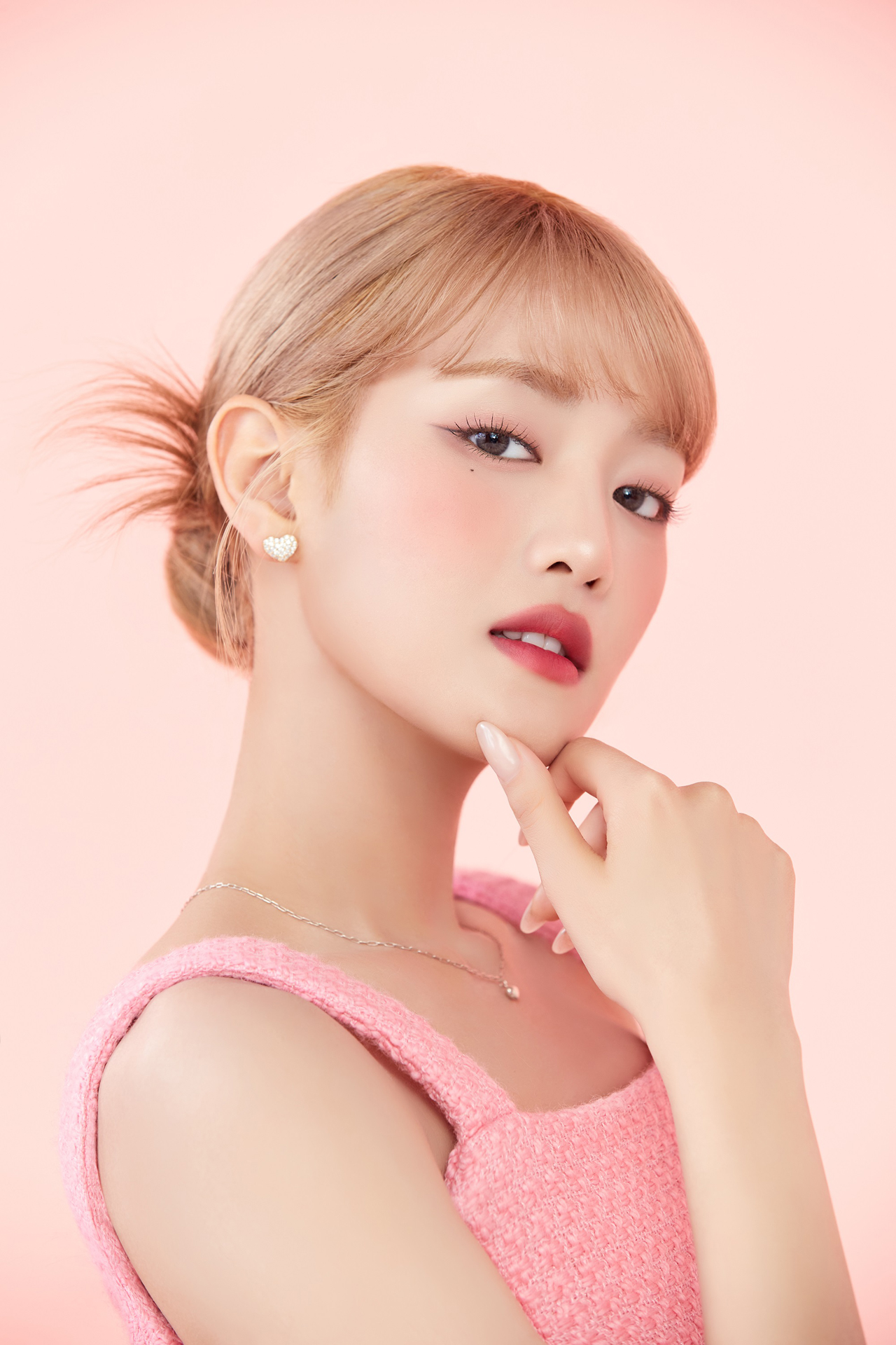  (여자)아이들 민니 3CE 2023년 S/S 화보
